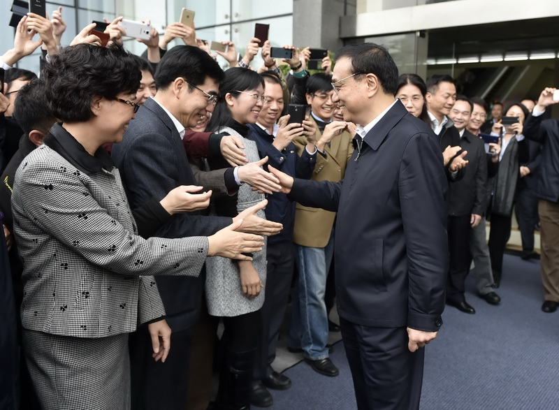 李克強(qiáng)寄望廣東自貿(mào)區(qū)爭創(chuàng)審批“特區(qū)速度”